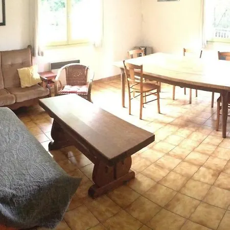 Aux Gites Du Rasteille Holiday home Fougax-et-Barrineuf